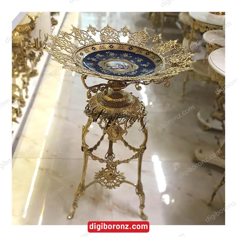 کنارسالنی برنجی برنزی مدل 3 پایه کالسکه