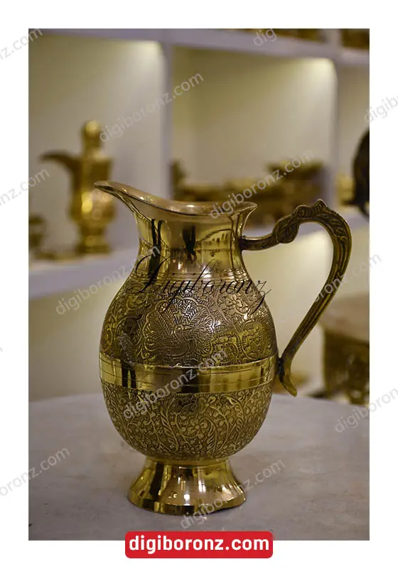 پارچ برنجی برنزی هندی طرح طاووس ۹ اینچ