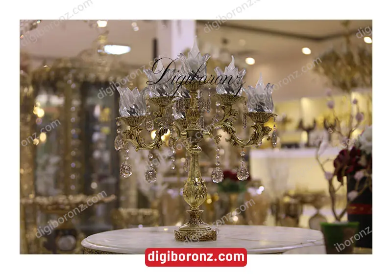 لوستر یا کنار سالنی رومیزی کوچک